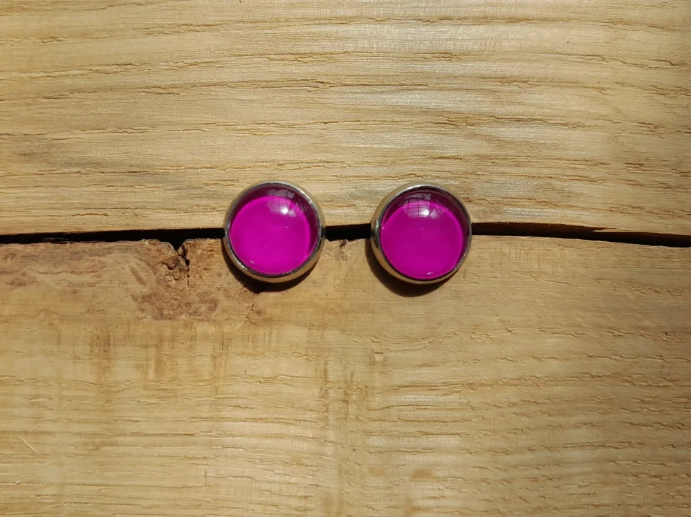 4 magenta
