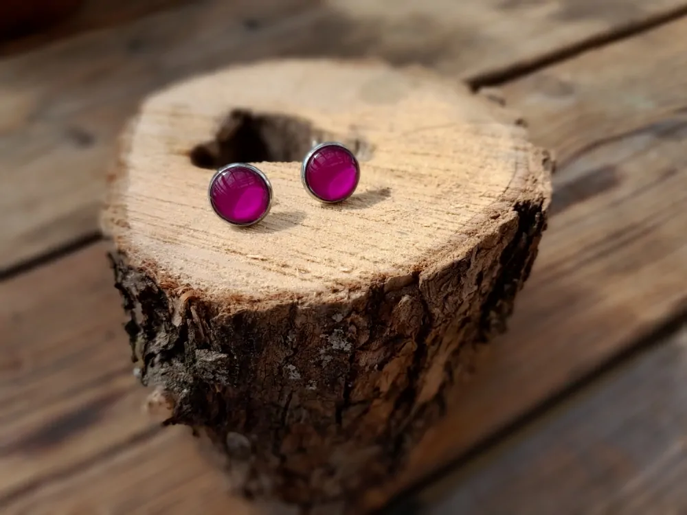 4 magenta
