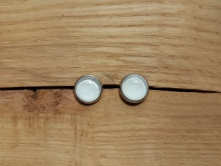 1 bílá